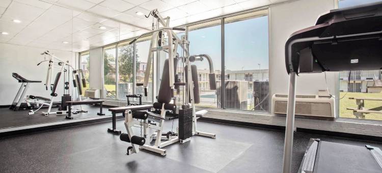 大学区凯艺套房酒店(Quality Inn & Suites University Area)图片