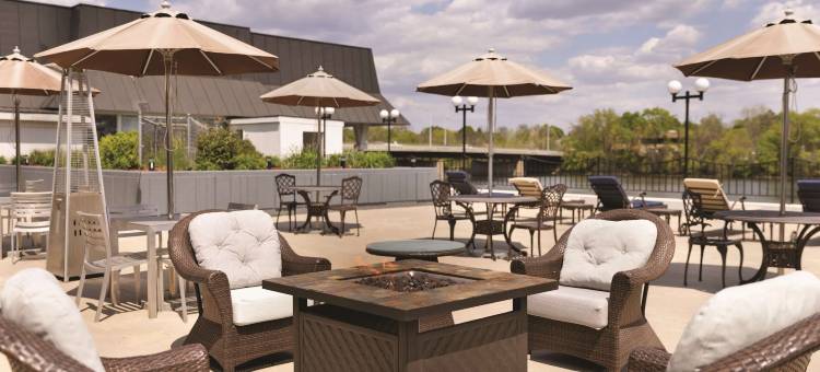 大急流城河滨丽筠酒店(Radisson Hotel Grand Rapids Riverfront)图片