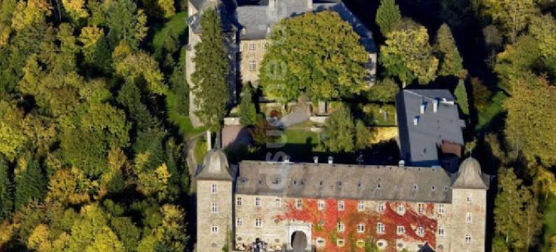 爱诗诺兰伯格酒店(Hotel Und Restaurant Burg Schnellenberg)图片