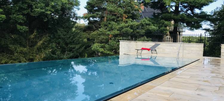 斯特克兰伯格城堡酒店(Schlosshotel Stecklenberg)图片