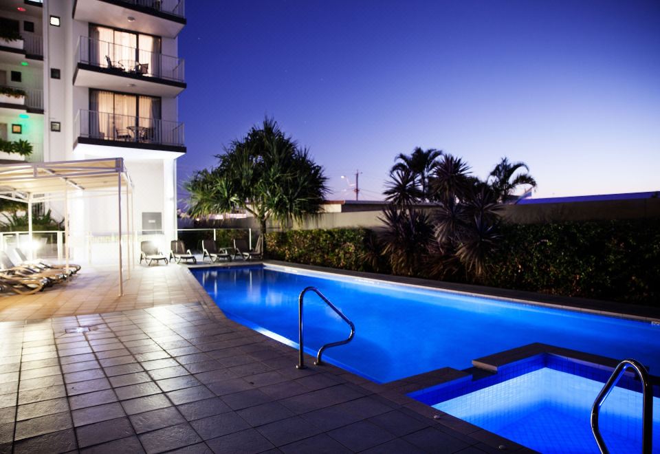 Ocean Views ResortHotel Overview