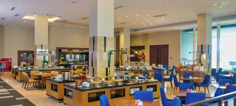 勒克斯顿西里邦会议中心酒店(The Luxton Cirebon Hotel and Convention)图片