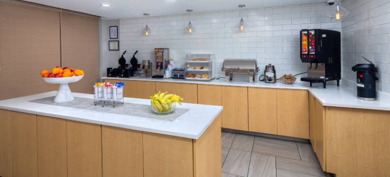 佩里拉昆塔温德姆套房酒店(La Quinta Inn & Suites by Wyndham Perry)图片