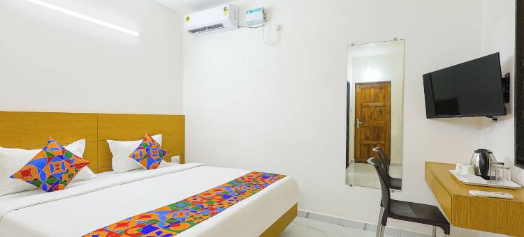 佩德内卡广场酒店(Via Pednekar Plaza)图片