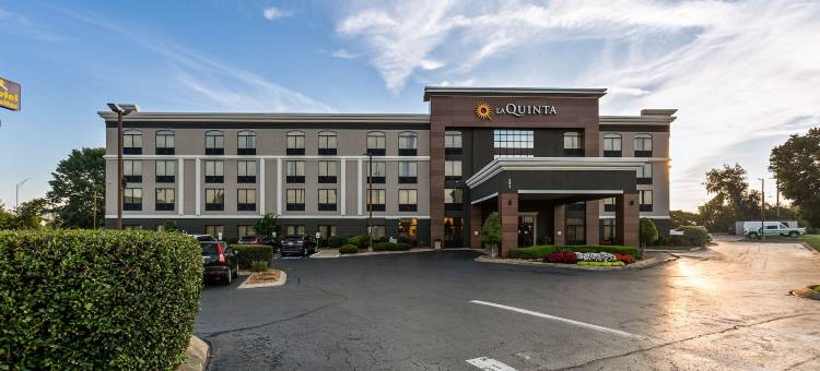 克拉克斯维尔拉昆塔温德姆套房酒店(La Quinta Inn & Suites by Wyndham Clarksville)图片