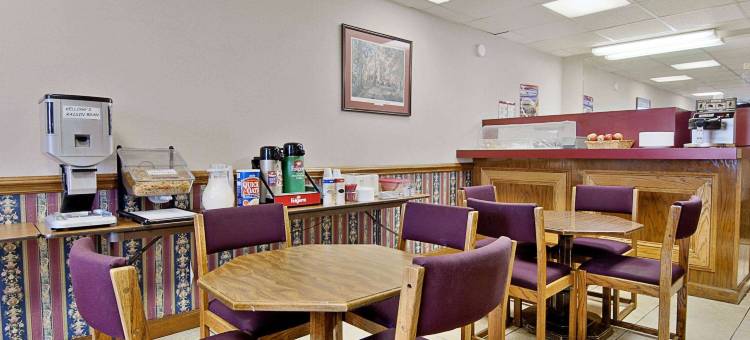 林肯顿戴斯酒店(Days Inn by Wyndham Lincolnton)图片