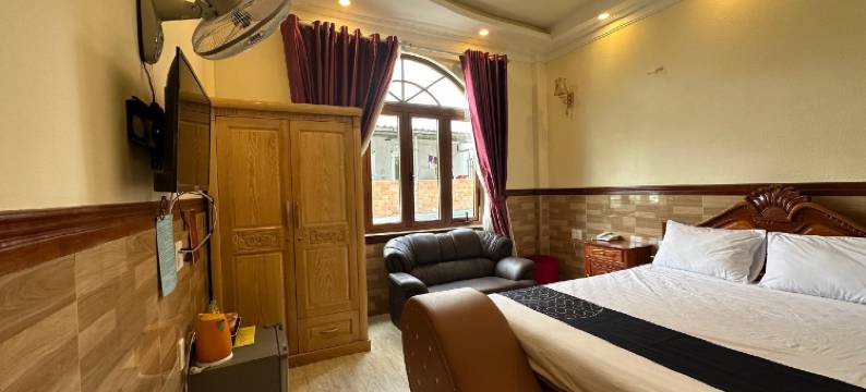 首都O1198丁龙酒店(Capital O 1198 Dinh Loan Hotel)图片