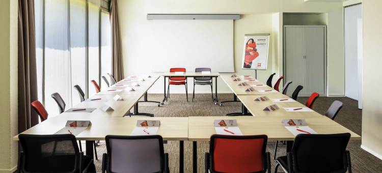 宜必思厄梅瑞维尔马恩山谷酒店(Ibis Marne-la-Vallée Émerainville)图片