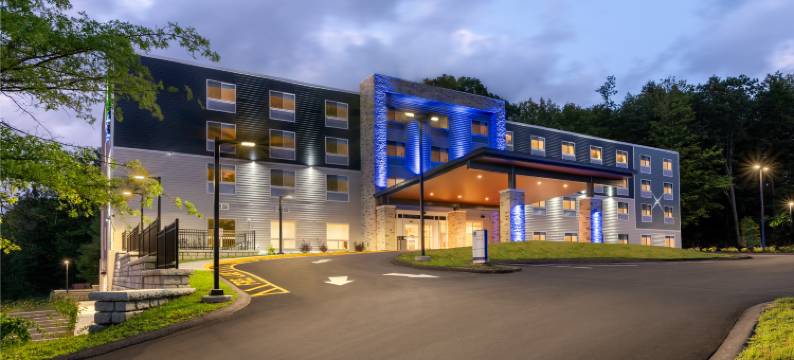 皮茨菲尔德 - 伯克郡智选假日套房酒店(Holiday Inn Express & Suites Pittsfield-Lenox-Berkshires by IHG)图片