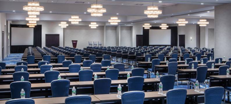 波士顿沃本皇冠假日酒店(Crowne Plaza BOSTON - WOBURN by IHG)图片