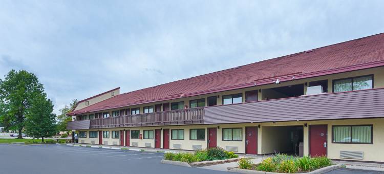 兰辛西红顶酒店-MSU(Red Roof Inn Lansing West - MSU)图片