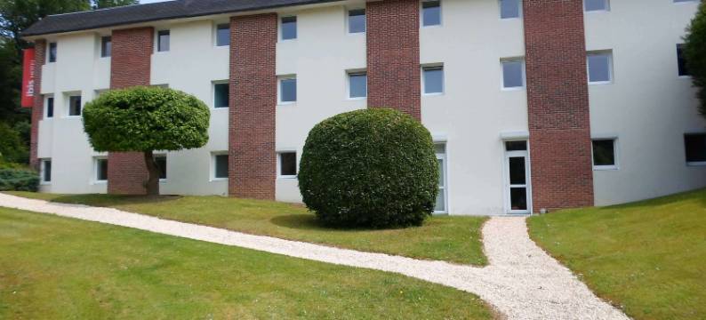 宜必思富尔米酒店(Ibis Fourmies)图片