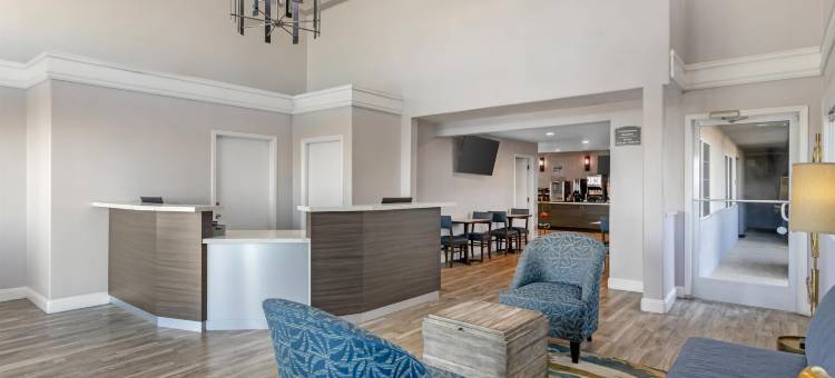 凯托曼市贝斯特韦斯特套房酒店(Best Western Kettleman City Inn  Suites)图片