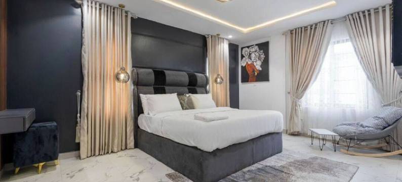 皇家庭院公寓(Royal Court Apartment)图片