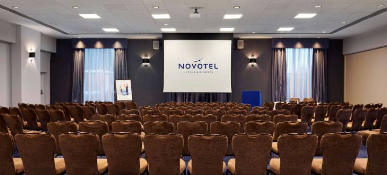 诺富特伦敦斯坦斯特德机场酒店(Novotel London Stansted Airport)图片