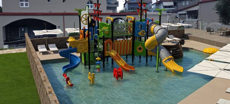 皇家套房酒店(Royal Hotel and Suites)图片