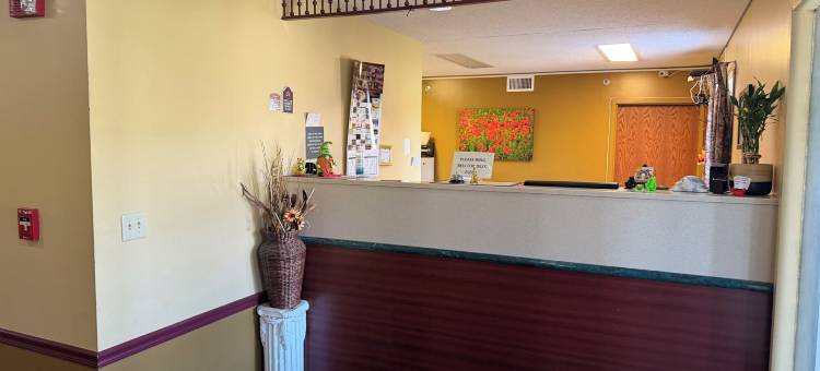 印第安纳罗克维尔皇家酒店by Hotel O(Royal Inn Rockville in by Hotel O)图片