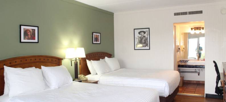 贝斯特韦斯特SureStay精选图姆斯顿瞭望山林小屋(Tombstone Lookout Lodge, SureStay Collection by Best Western)图片