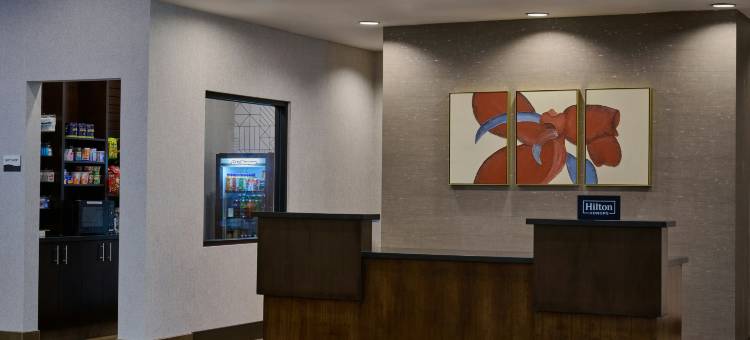 费拉格尔斯塔夫希尔顿逸林酒店(DoubleTree by Hilton Flagstaff)图片