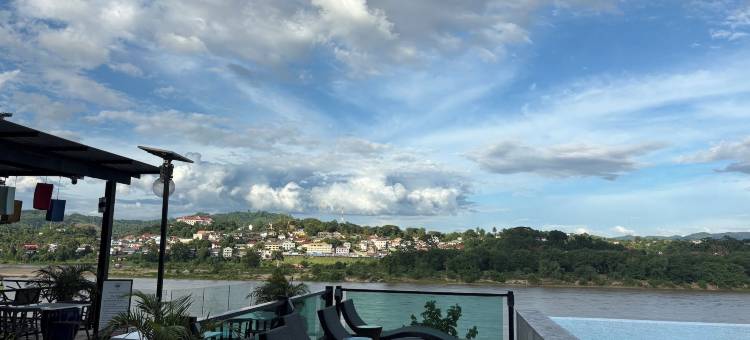 清孔柚木花园河滨温泉酒店(Chiangkhong Teak Garden Riverfront Onsen Hotel)图片
