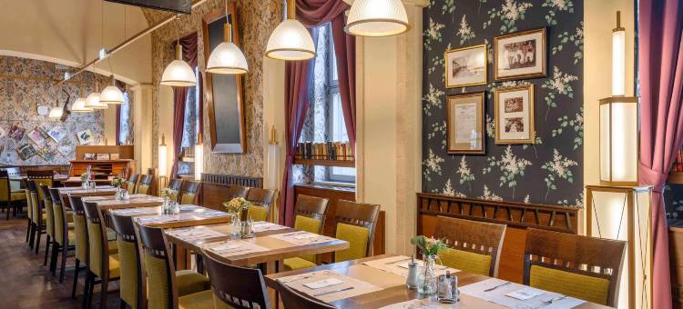 塞克什白堡美居匈牙利国王酒店(Mercure Szekesfehervar Magyar Kiraly)图片