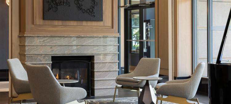 北温哥华希尔顿逸林酒店(DoubleTree by Hilton North Vancouver)图片