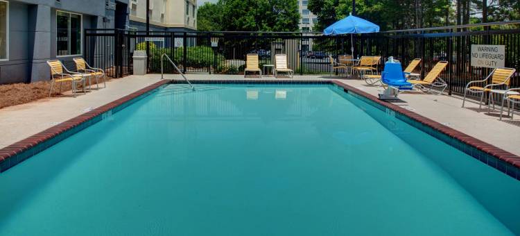 亚特兰大阿尔法利塔万枫酒店及套房(Fairfield Inn & Suites Atlanta Alpharetta)图片