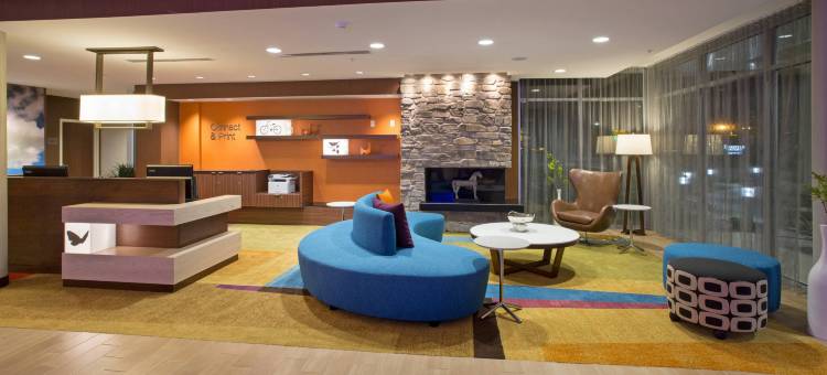 伯灵顿万枫酒店及套房(Fairfield Inn & Suites Burlington)图片
