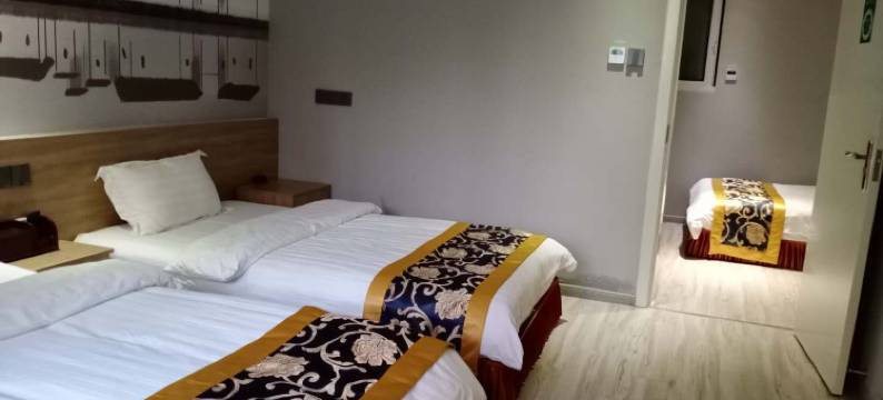 长丰共和谐快捷宾馆图片