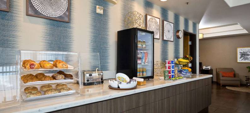 奥克兰-阿拉梅达浩枫温德姆公寓(Hawthorn Suites by Wyndham Oakland/Alameda)图片