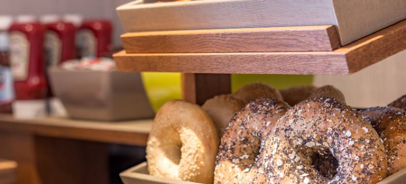 鲁顿提斯特尔快捷酒店(Thistle Express London Luton)图片