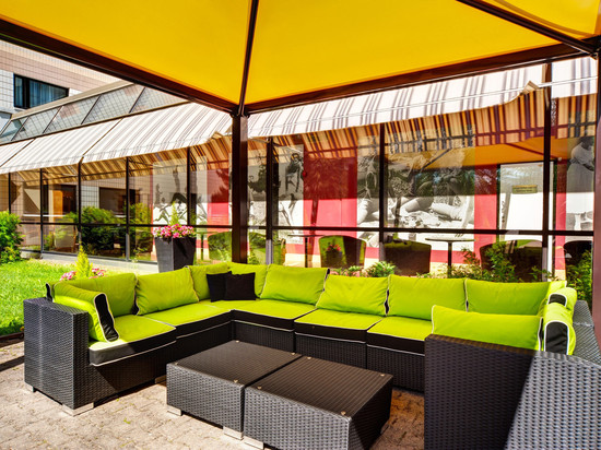 赫尔辛基万塔机场假日酒店