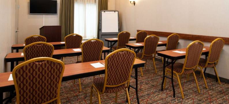 堪萨斯城东北欢朋酒店(Hampton Inn by Hilton Kansas City Northeast)图片