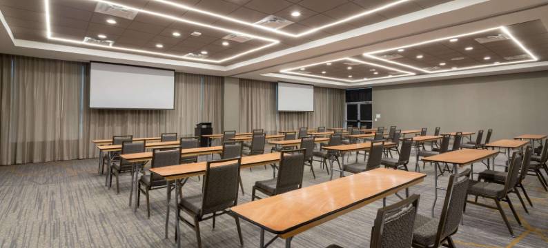 奥兰多机场温德姆花园酒店(Wyndham Garden Orlando Airport)图片