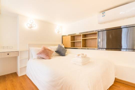 途家房东小白熊公寓(石洲中路1号分店)