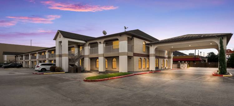 Best Western Deer Park Inn  Suites图片
