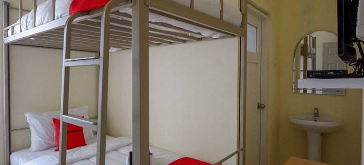 红多兹青年旅馆-近三宝垄古城(RedDoorz Hostel Near Kota Lama Semarang)图片