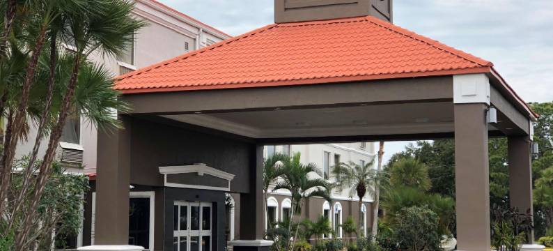 布雷登顿贝斯特韦斯特优质套房酒店(Best Western Plus Bradenton Hotel  Suites)图片