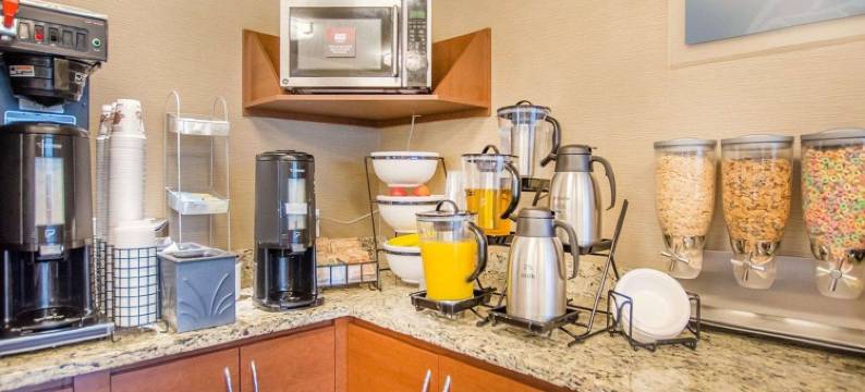 巴瑟斯特舒适酒店(Comfort Inn)图片