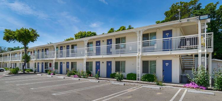 南方6号汽车旅馆(Motel 6 Santa Maria, CA - South)图片