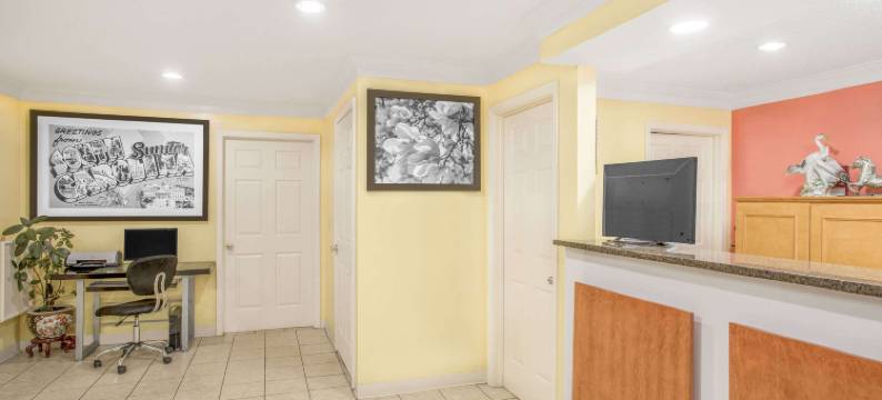 萨姆特速8酒店(Super 8 by Wyndham Sumter)图片