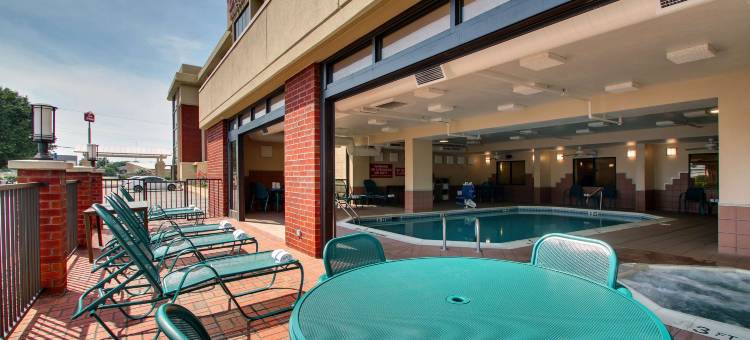 博林格林德鲁里套房酒店(Drury Inn & Suites Bowling Green)图片