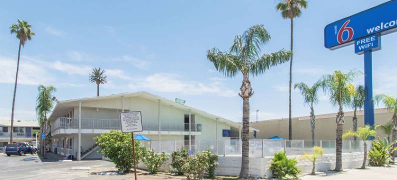 贝克斯菲尔德6号汽车旅馆(Motel 6 Bakersfield, CA - Central)图片