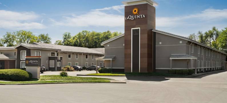列克星敦拉昆塔温德姆酒店(La Quinta Inn Lexington/Horse Park)图片