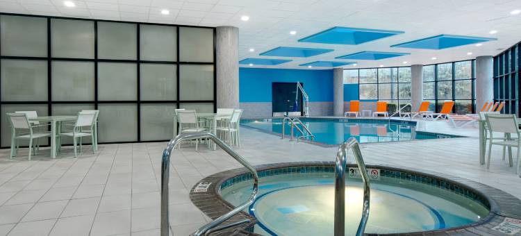 Crowne Plaza 奥本希尔斯(Crowne Plaza Auburn Hills)图片