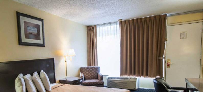 奥蒙德海滩北戴通伊克诺旅馆(Econo Lodge)图片