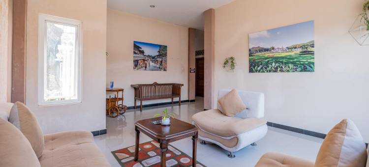 巴图夜晚美丽附近伊斯兰瑞德多兹酒店(RedDoorz Syariah Near Batu Night Spectacular)图片