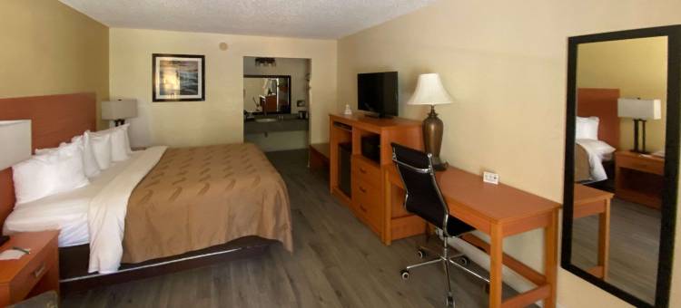 凯艺酒店-近海牛泉州立公园(Quality Inn Near Manatee Springs State Park)图片