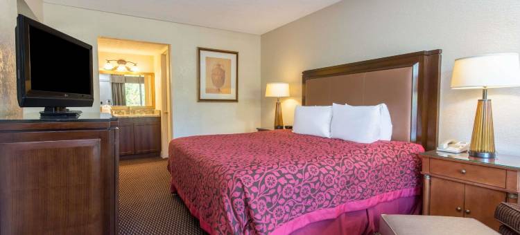 戴顿北戴斯套房酒店(Days Inn & Suites by Wyndham Dayton North)图片