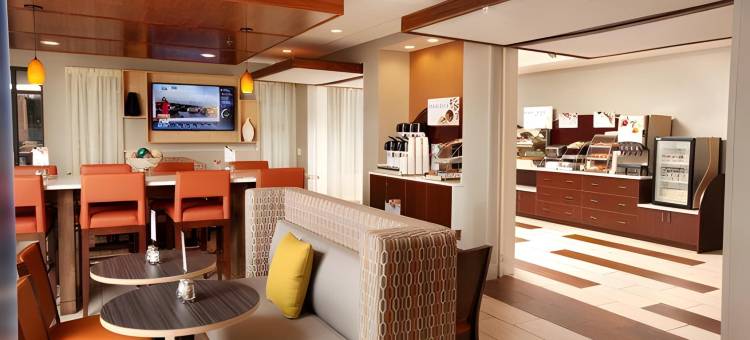 奥马哈南罗尔斯顿竞技场智选假日酒店(Holiday Inn Express & Suites Omaha South - Ralston Arena)图片